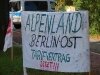 Demonstration vor dem Alpenland-Pflegeheim