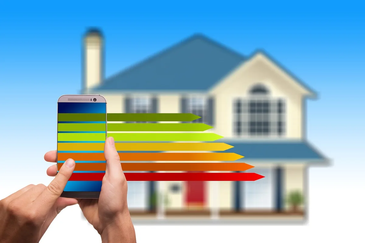 Nutzeroberfläche einer Energie‑App auf einem Smartphone, Verbrauchsdaten sichtbar